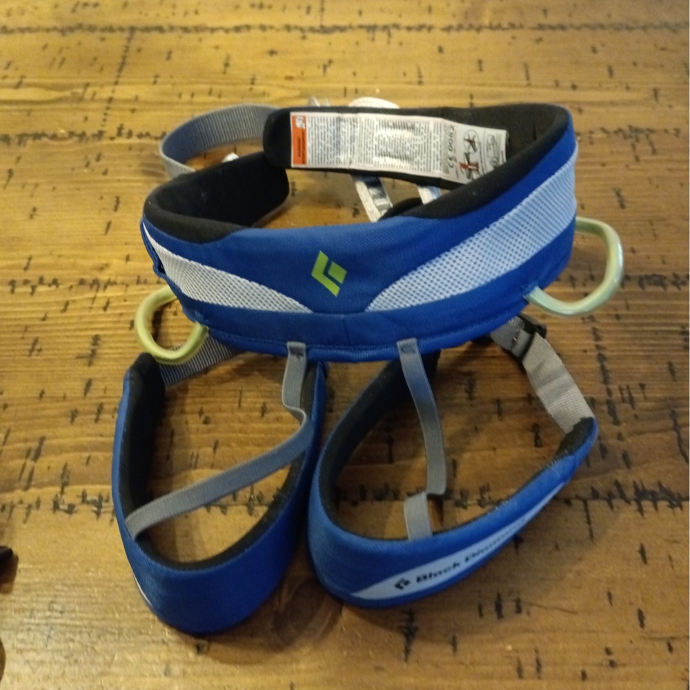 Black Diamond Wiz Kid Kids Climbing Harness Cobalt Blue One Size 22-27 in B1